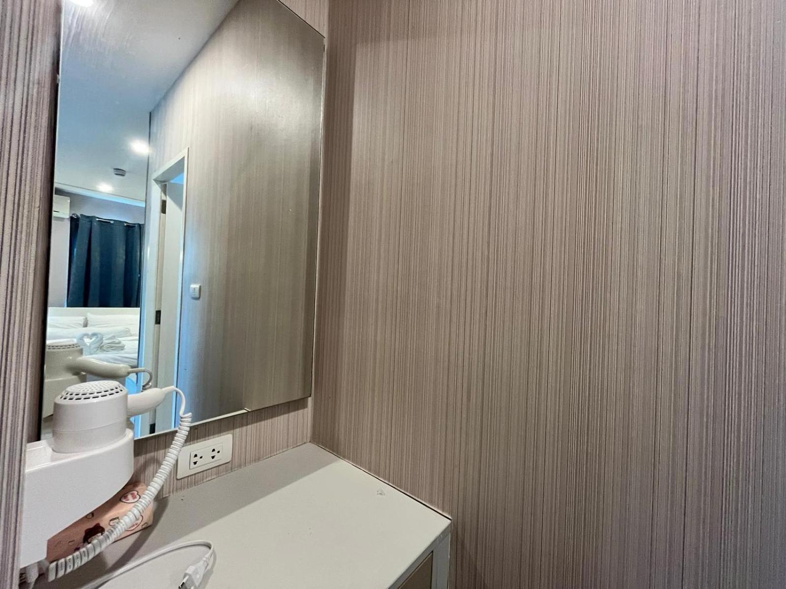 شقة Zcape1 Boat Avenue Phuket المظهر الخارجي الصورة